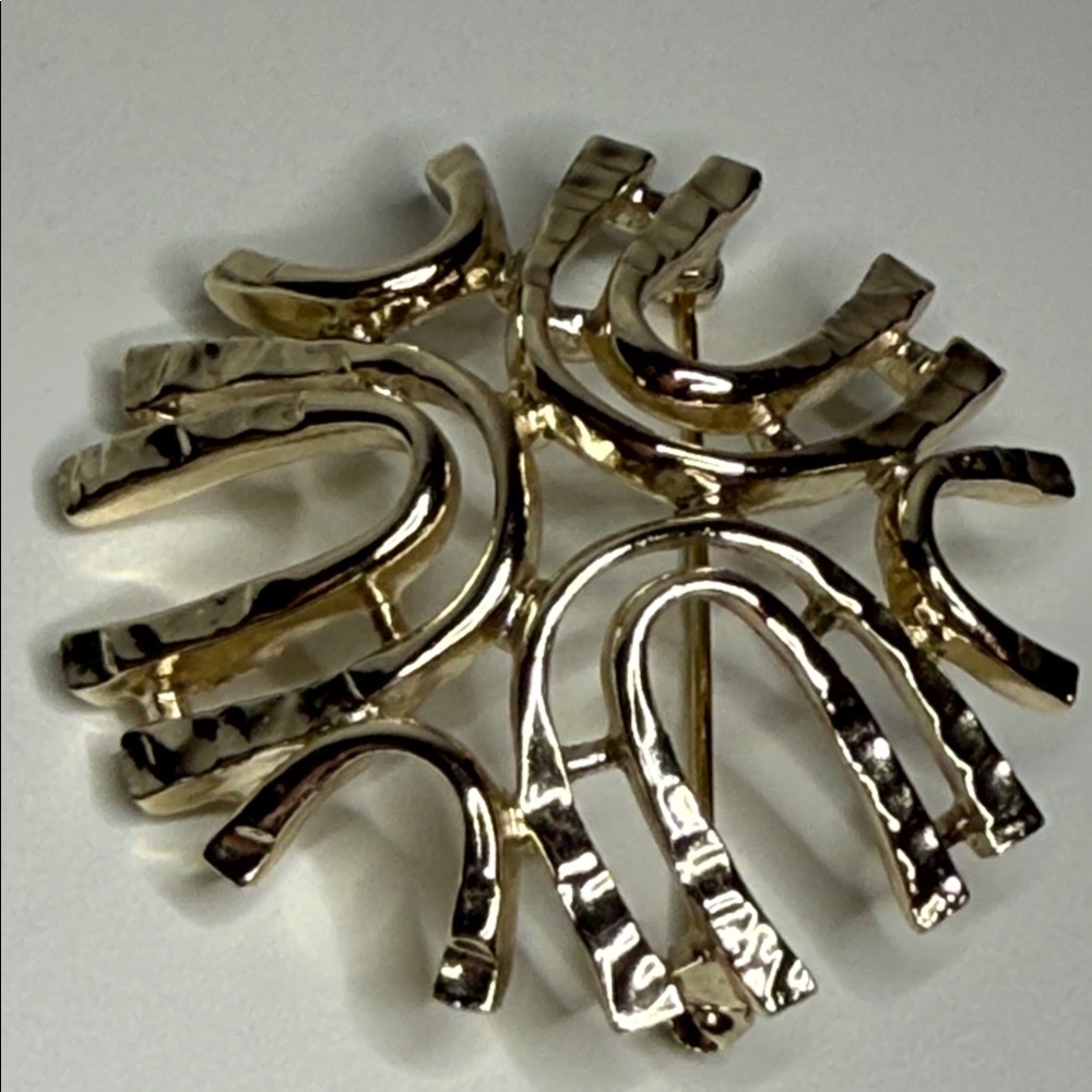 Vintage Gold tone Horseshoe double U brutalist Sarah Cov Brooch pin Sea Sprite